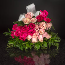 Load image into Gallery viewer,  24 Roses / Hand-Tied / Basic