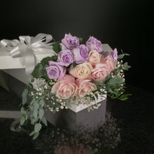 Load image into Gallery viewer,  12 Roses / Boxed / Fancy