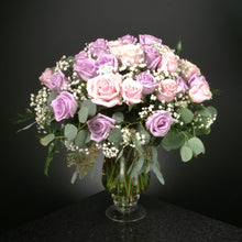 Load image into Gallery viewer,  50 Roses / Vase / Fancy