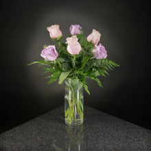 Load image into Gallery viewer,  6 Roses / Vase / Basic