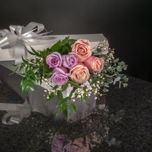 Load image into Gallery viewer,  6 Roses / Boxed / Fancy