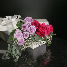 Load image into Gallery viewer,  12 Roses / Boxed / Fancy