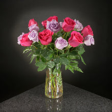 Load image into Gallery viewer,  18 Roses / Vase / Basic
