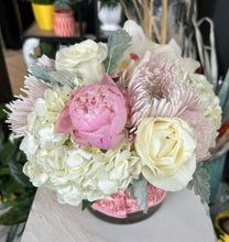 Load image into Gallery viewer, Pastel Blooms