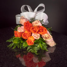 Load image into Gallery viewer,  12 Roses / Hand-Tied / Basic