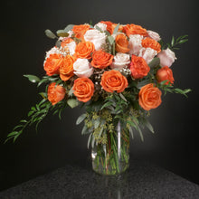Load image into Gallery viewer,  36 Roses / Vase / Fancy