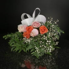 Load image into Gallery viewer,  6 Roses / Hand-Tied / Fancy