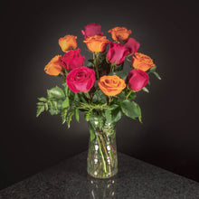 Load image into Gallery viewer,  12 Roses / Vase / Basic
