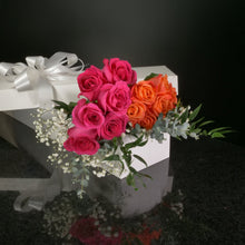 Load image into Gallery viewer,  12 Roses / Boxed / Fancy