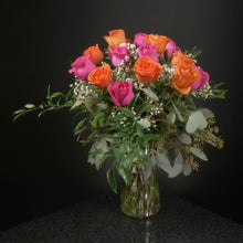 Load image into Gallery viewer,  18 Roses / Vase / Fancy
