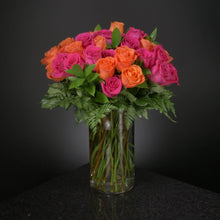Load image into Gallery viewer,  36 Roses / Vase / Basic