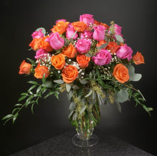 Load image into Gallery viewer,  50 Roses / Vase / Fancy