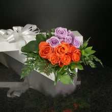Load image into Gallery viewer,  12 Roses / Boxed / Basic