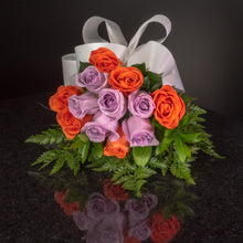 Load image into Gallery viewer,  12 Roses / Hand-Tied / Basic
