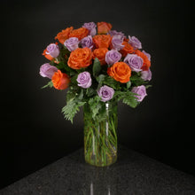 Load image into Gallery viewer,  36 Roses / Vase / Basic