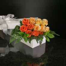Load image into Gallery viewer,  12 Roses / Boxed / Basic
