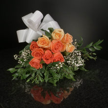 Load image into Gallery viewer,  12 Roses / Hand-Tied / Fancy
