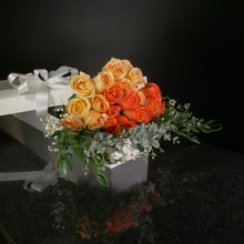 Load image into Gallery viewer,  24 Roses / Boxed / Fancy