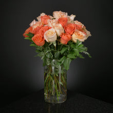 Load image into Gallery viewer,  36 Roses / Vase / Basic