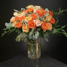 Load image into Gallery viewer,  36 Roses / Vase / Fancy