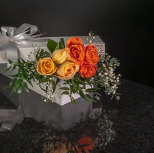 Load image into Gallery viewer,  6 Roses / Boxed / Fancy