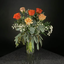 Load image into Gallery viewer,  6 Roses / Vase / Fancy