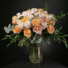 Load image into Gallery viewer,  36 Roses / Vase / Fancy
