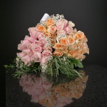 Load image into Gallery viewer,  50 Roses / Hand-Tied / Fancy