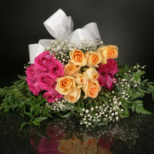 Load image into Gallery viewer,  18 Roses / Hand-Tied / Fancy
