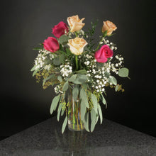 Load image into Gallery viewer,  6 Roses / Vase / Fancy
