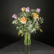 Load image into Gallery viewer,  6 Roses / Vase / Fancy