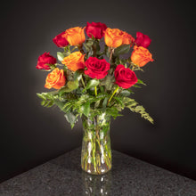Load image into Gallery viewer,  12 Roses / Vase / Basic