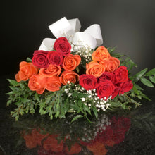 Load image into Gallery viewer,  18 Roses / Hand-Tied / Fancy