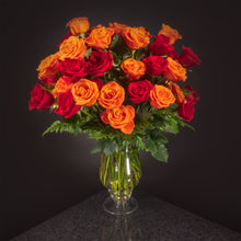 Load image into Gallery viewer,  50 Roses / Vase / Basic