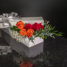 Load image into Gallery viewer,  6 Roses / Boxed / Fancy