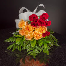 Load image into Gallery viewer,  12 Roses / Hand-Tied / Basic