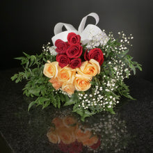 Load image into Gallery viewer,  12 Roses / Hand-Tied / Fancy