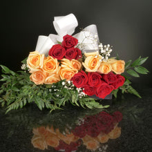 Load image into Gallery viewer,  18 Roses / Hand-Tied / Fancy