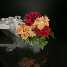 Load image into Gallery viewer,  24 Roses / Boxed / Basic