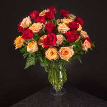 Load image into Gallery viewer,  50 Roses / Vase / Basic