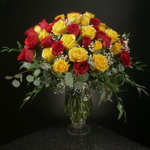 Load image into Gallery viewer,  50 Roses / Vase / Fancy