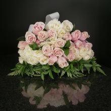 Load image into Gallery viewer,  36 Roses / Hand-Tied / Basic