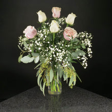 Load image into Gallery viewer,  6 Roses / Vase / Fancy