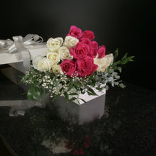Load image into Gallery viewer,  24 Roses / Boxed / Fancy