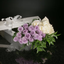 Load image into Gallery viewer,  36 Roses / Boxed / Basic