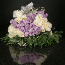 Load image into Gallery viewer,  36 Roses / Hand-Tied / Fancy
