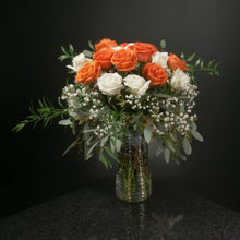 Load image into Gallery viewer,  18 Roses / Vase / Fancy