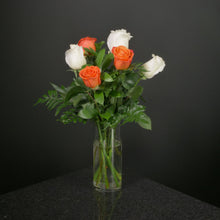 Load image into Gallery viewer,  6 Roses / Vase / Basic