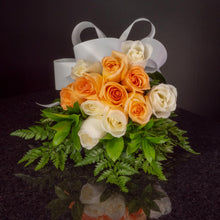 Load image into Gallery viewer,  12 Roses / Hand-Tied / Basic