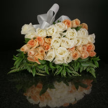 Load image into Gallery viewer,  36 Roses / Hand-Tied / Basic